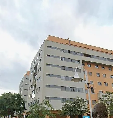 On The Beach! Frente Al Paseo Maritimo, Parking Y Piscina 말라가
